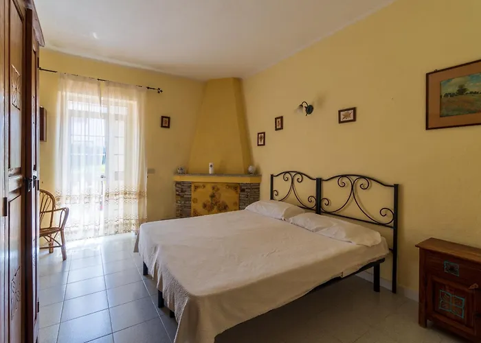 Apartament Le Di Mara - House