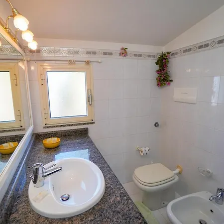 Le Di Mara - House *